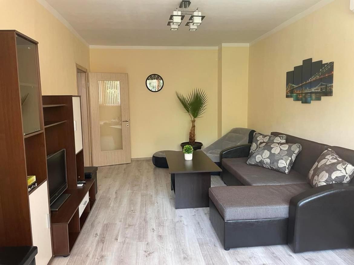 Apartament Emaia Appartement Devin Buitenkant foto